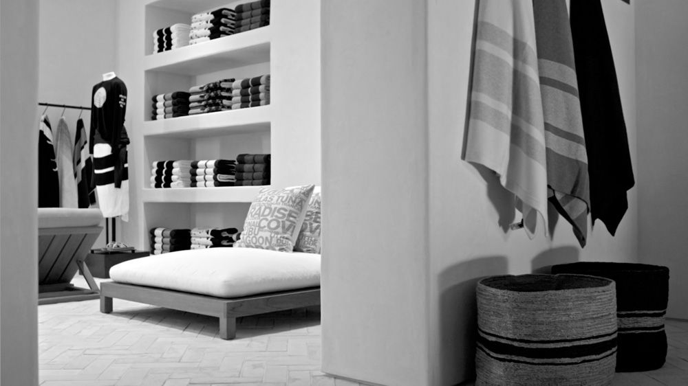 James Perse - Robertson House