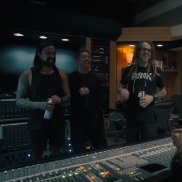 Lamb of God - Omens